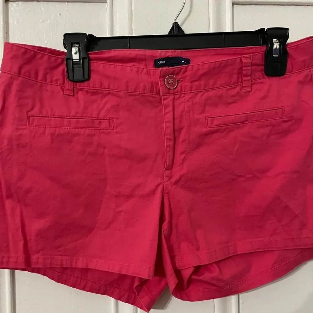 Gap shorts